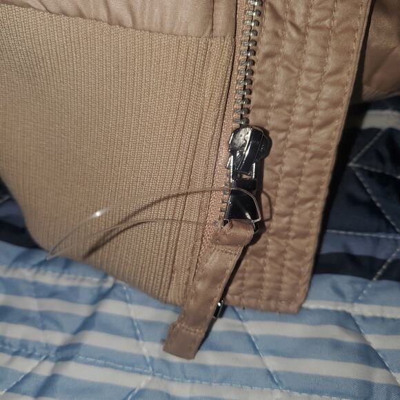 NWOT Old Navy Size 2X Oversized Short Water-Resistant Bomber Jacket in Tiramisu - Picture 5 of 10